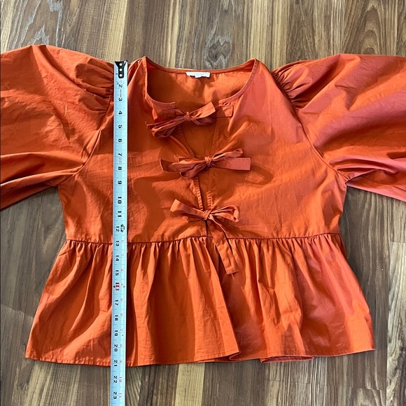 New NWOT Jodifil Women's Cinammon Bow Detail Top Sz M - Picture 5 of 6
